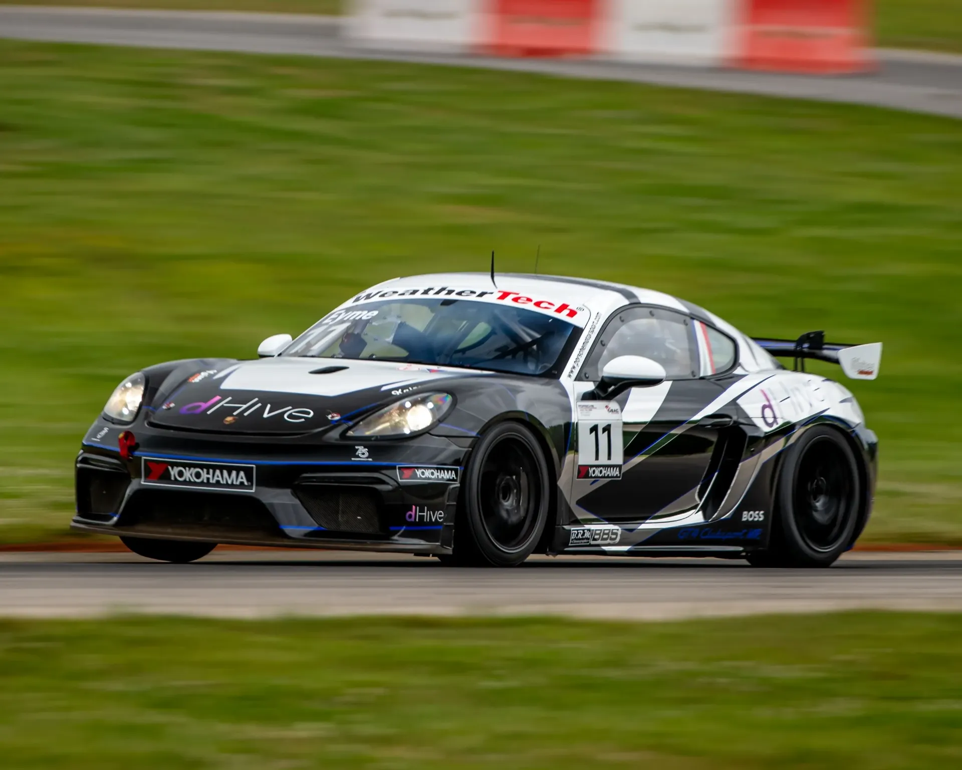 Porsche 718 GT4 CS MR - 2 Hour HPDE Rental